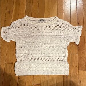 White crochet short sleeve top